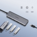 pol_pl_Ugreen-rozdzielacz-HUB-USB-4x-USB-3-2-Gen-1-z-portem-zasilania-micro-USB-szary-CM219-50985-64260_7.jpg
