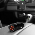 pol_pl_Dux-Ducis-C2-grawitacyjny-uchwyt-samochodowy-na-kratke-bezprzewodowa-ladowarka-Qi-ladowarka-2x-USB-czarny-49531_4.jpg