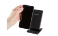 wireless_charging_stand_hand.jpg