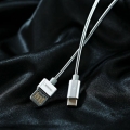 pol_pl_Remax-Silver-Serpent-RC-080a-kabel-w-metalowym-oplocie-przewod-USB-USB-Type-C-2-1A-1M-czarny-38706_4.jpg